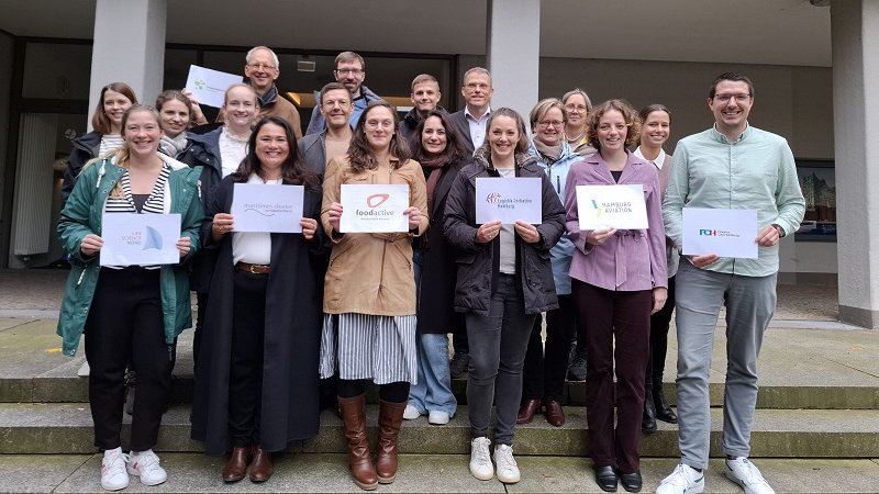 Gruppenbild_aller_Cluster_beim_Auftaktworkshop_1_Copyright_Michelle_Pytlik